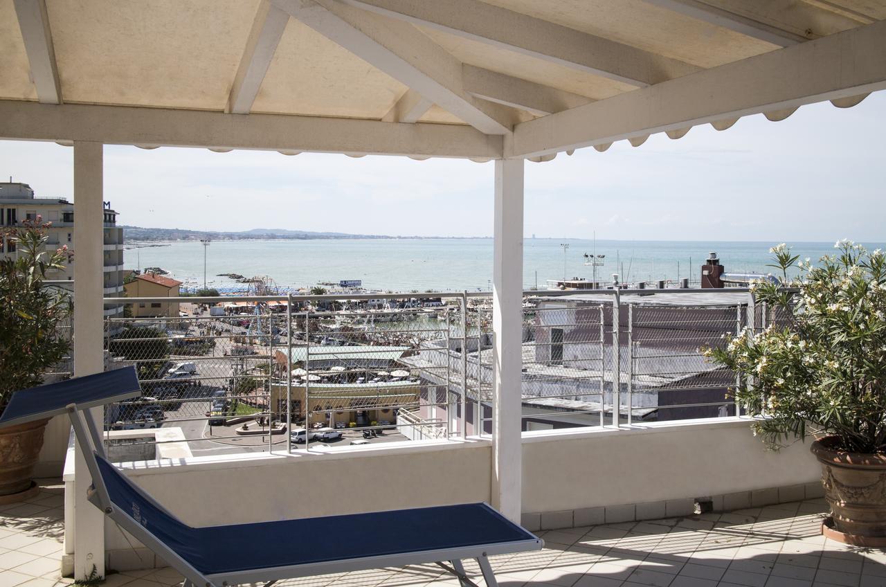 غابيتّشي ماري Residence Adriatico المظهر الخارجي الصورة